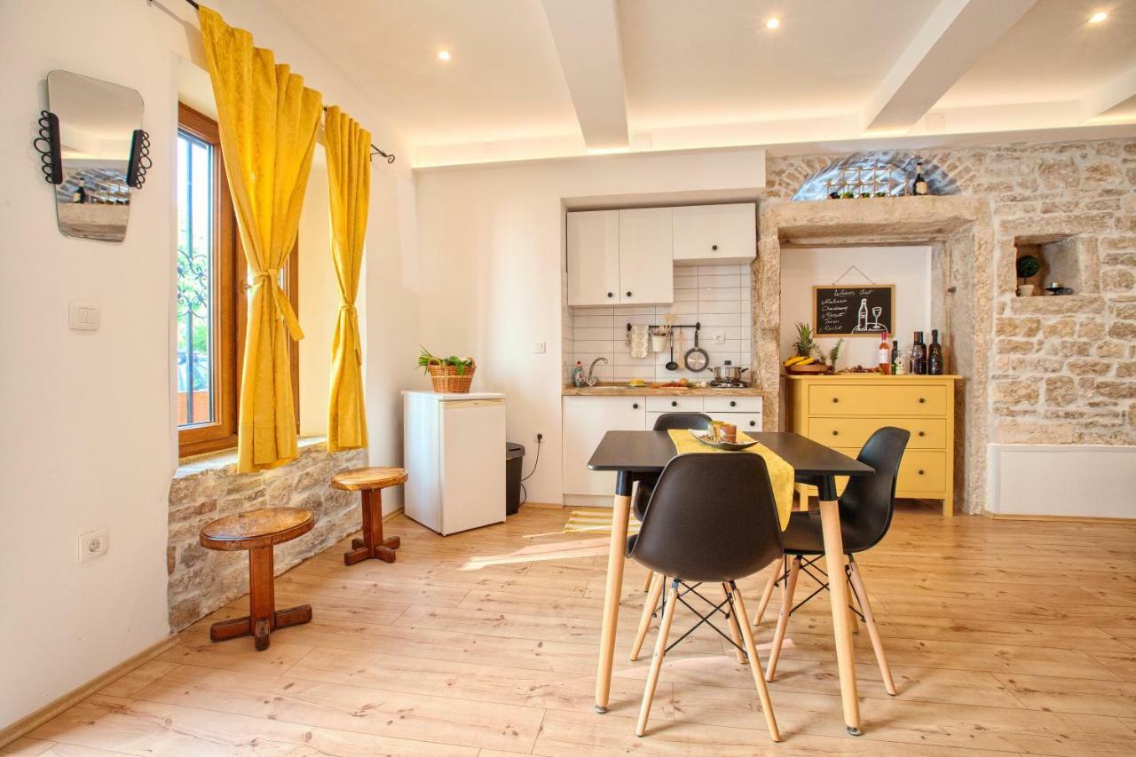 Apartment Irma Pula Luaran gambar
